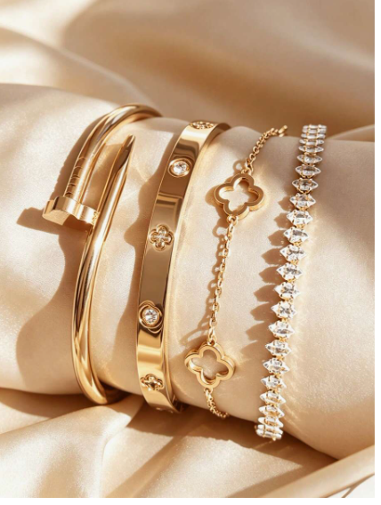 Fashion Luxury Stainless Steel Rhinestone Clover And Bracelet Set, Vintage Elegant Women's Jewelry Set, Suitable For Daily Wear, Gift, Party, Fashion Holiday Gift  Gold / 4 Bracelets / one-size